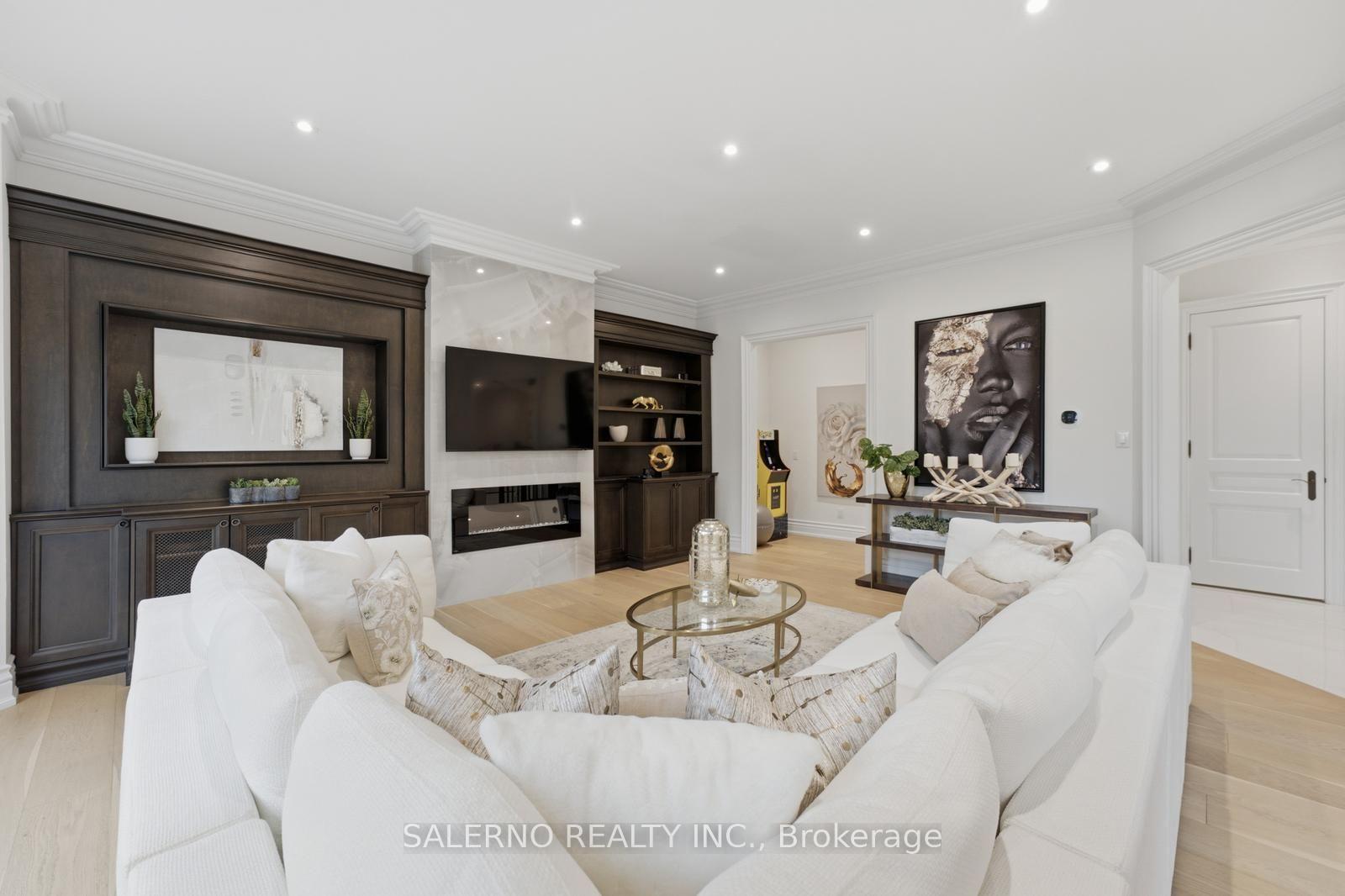 Photo 7 of 188 Deerchase Circle, Vaughan, Islington Woods — HOMEH