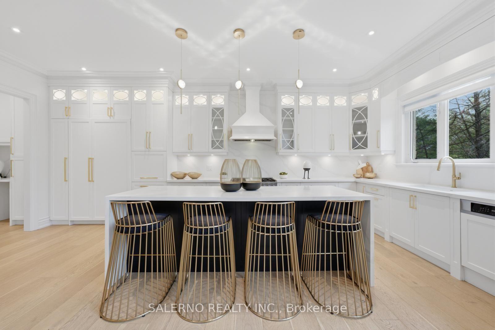Photo 10 of 188 Deerchase Circle, Vaughan, Islington Woods — HOMEH