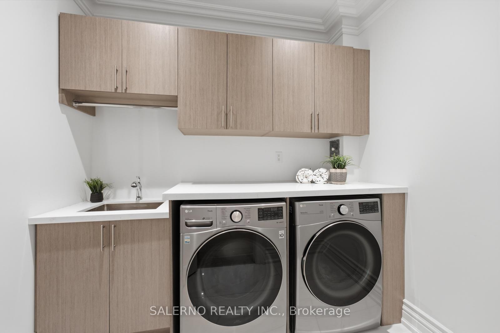 Photo 19 of 188 Deerchase Circle, Vaughan, Islington Woods — HOMEH
