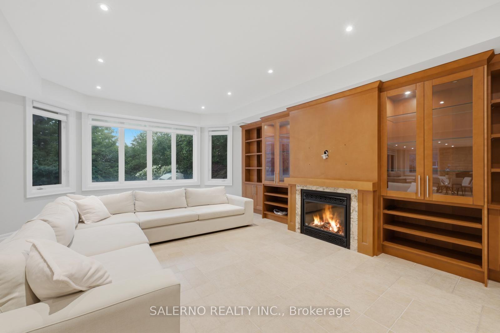 Photo 34 of 188 Deerchase Circle, Vaughan, Islington Woods — HOMEH