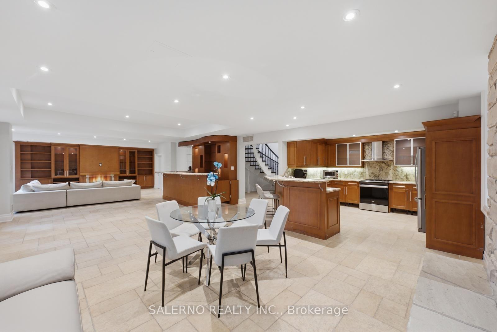 Photo 37 of 188 Deerchase Circle, Vaughan, Islington Woods — HOMEH