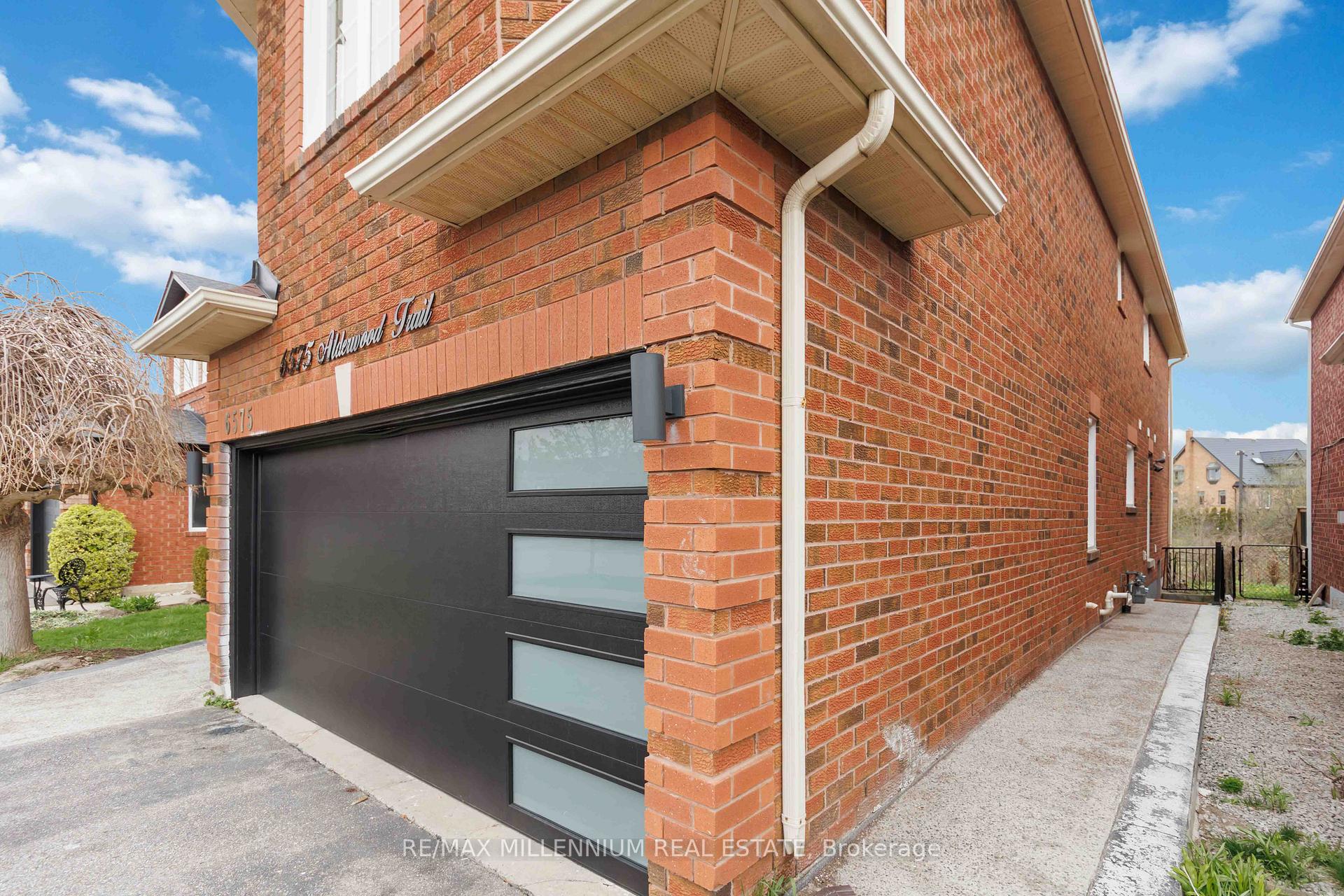 Photo 4 of Unit BSMT, 6575 Alderwood Trail, Mississauga, Lisgar — HOMEH