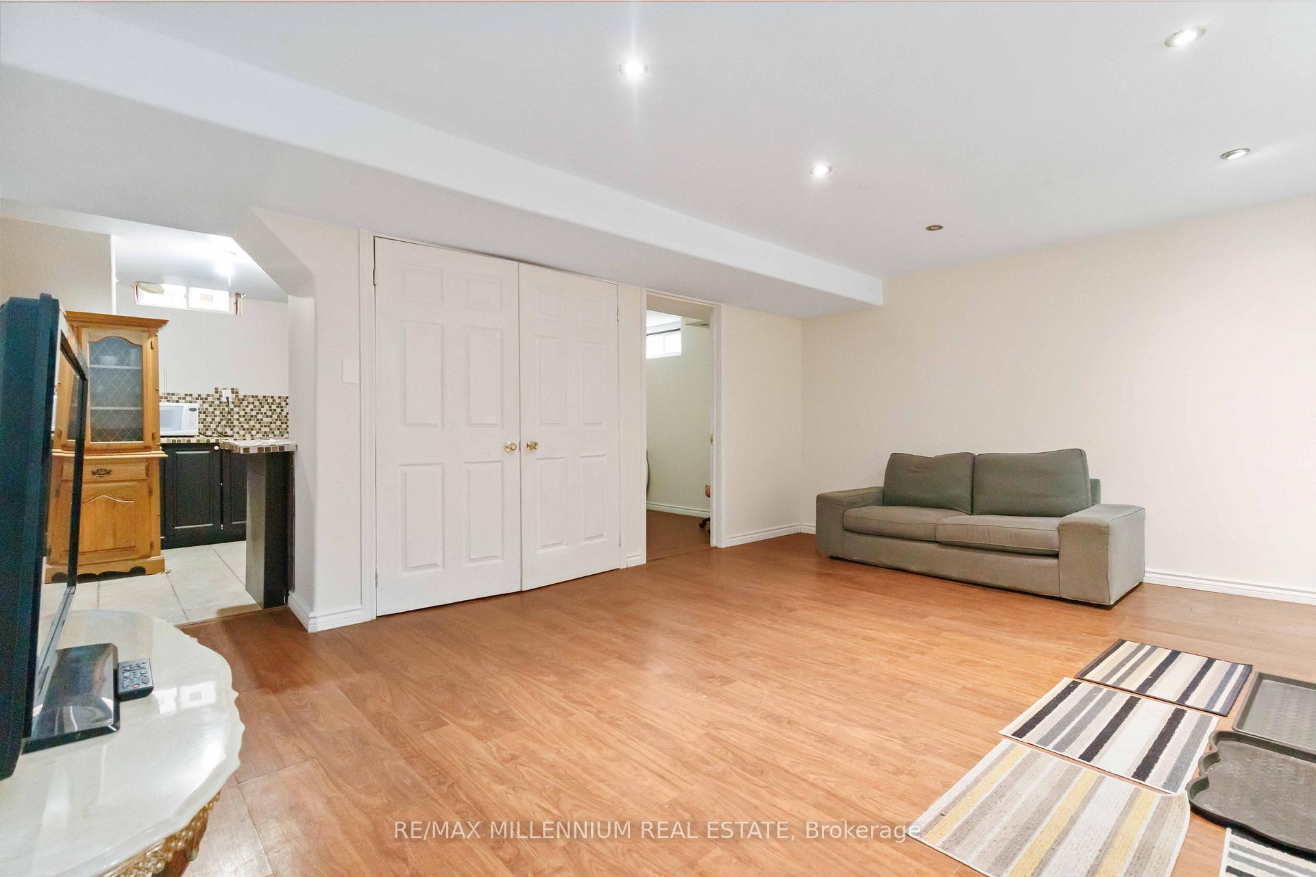 Photo 7 of Unit BSMT, 6575 Alderwood Trail, Mississauga, Lisgar — HOMEH