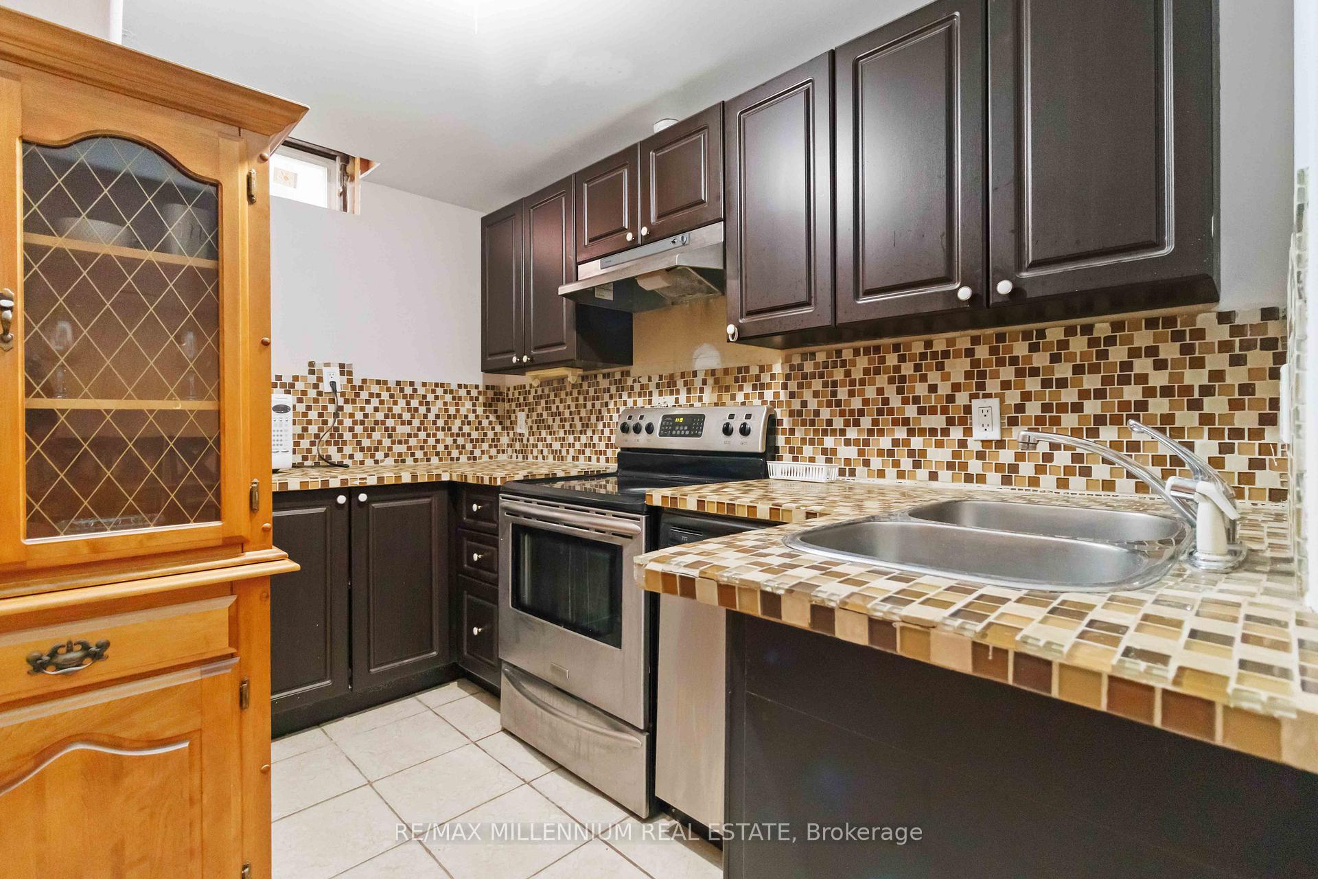 Photo 12 of Unit BSMT, 6575 Alderwood Trail, Mississauga, Lisgar — HOMEH