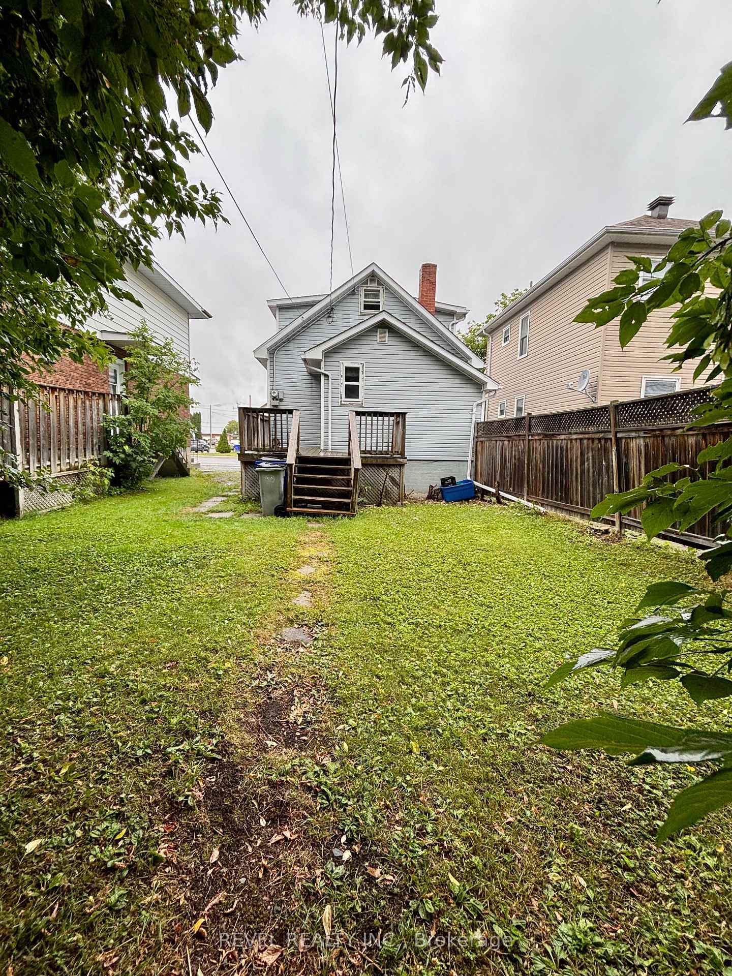 Photo 3 of 362 Tamarack Street, Timmins, TNE - Hill District — HOMEH