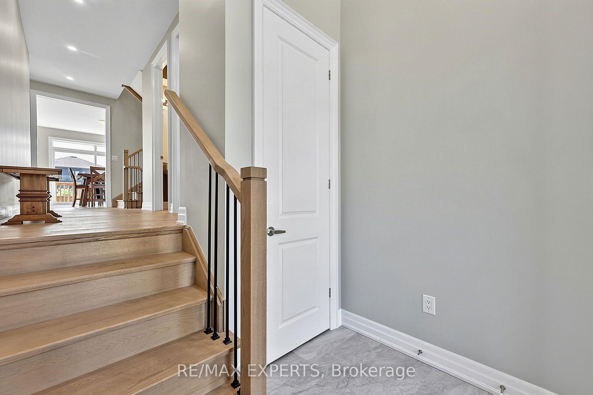 Photo 4 of 222 Mapleside Drive, Wasaga Beach — HOMEH