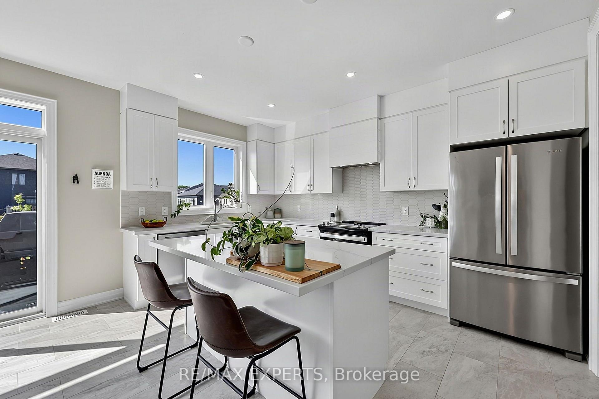 Photo 9 of 222 Mapleside Drive, Wasaga Beach — HOMEH