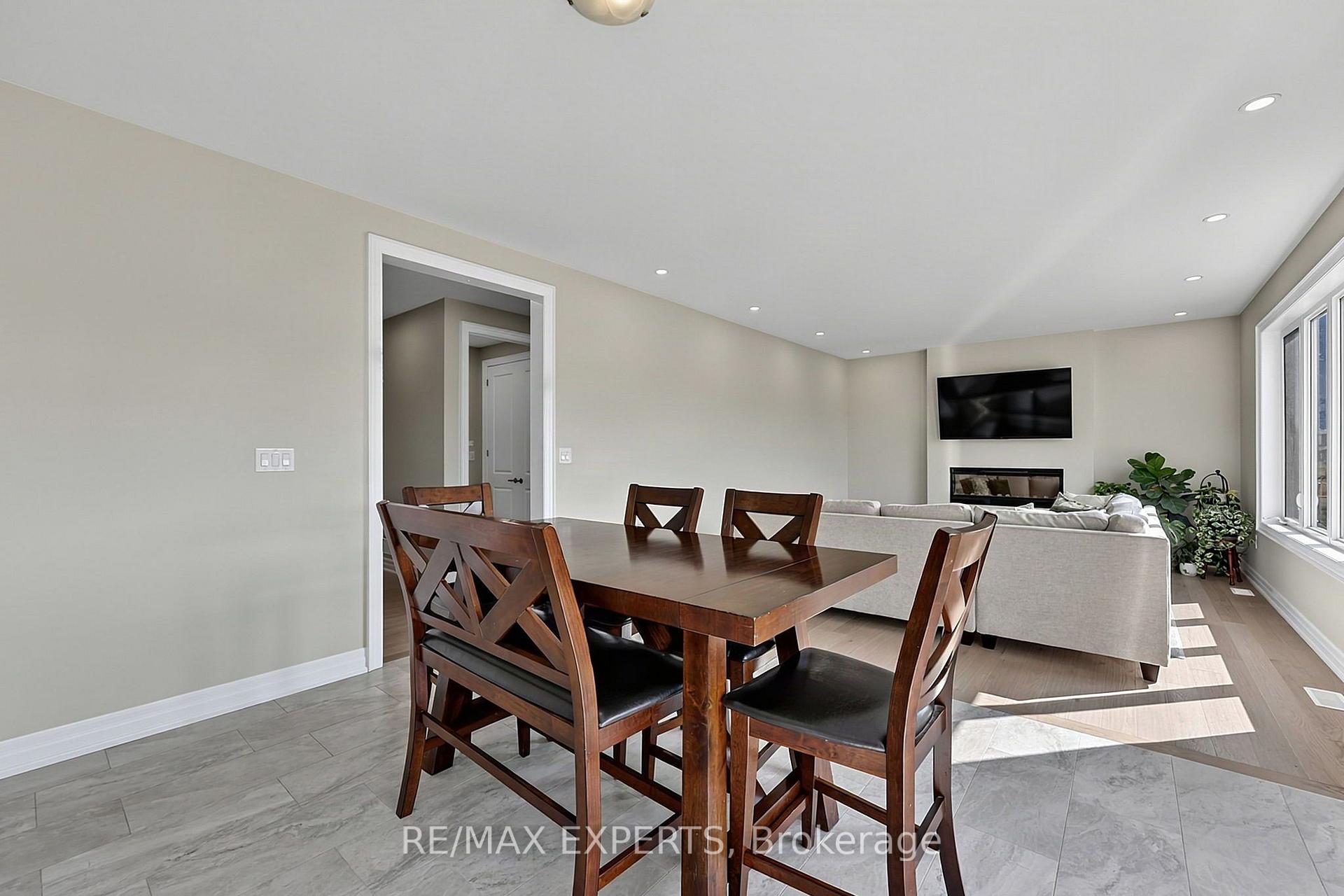 Photo 13 of 222 Mapleside Drive, Wasaga Beach — HOMEH