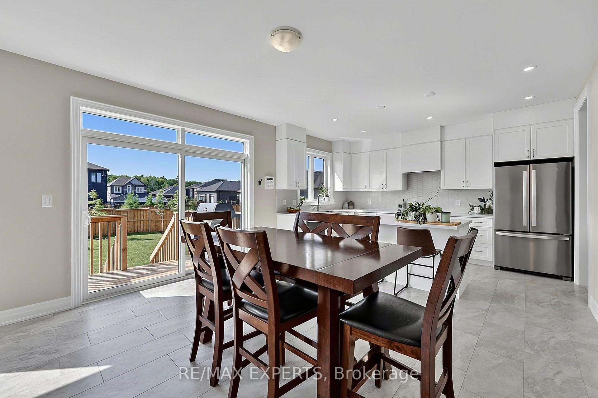 Photo 14 of 222 Mapleside Drive, Wasaga Beach — HOMEH