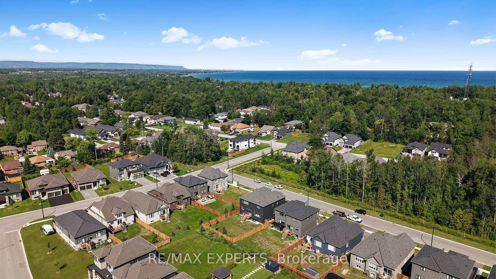 Photo 46 of 222 Mapleside Drive, Wasaga Beach — HOMEH