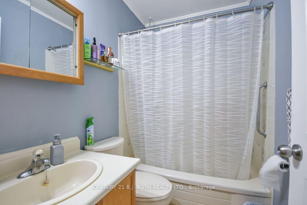 Photo 16 of 21 Korlea Crescent, Orillia — HOMEH