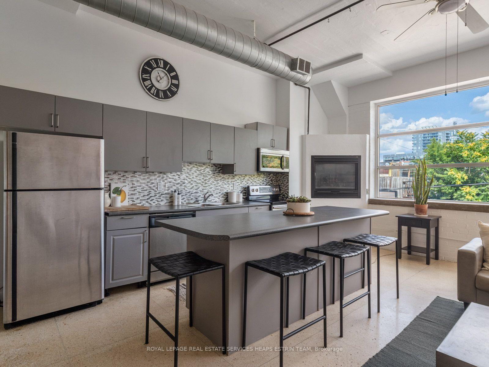 Photo 10 of Unit 207, 365 Dundas Street E, Toronto, Moss Park — HOMEH