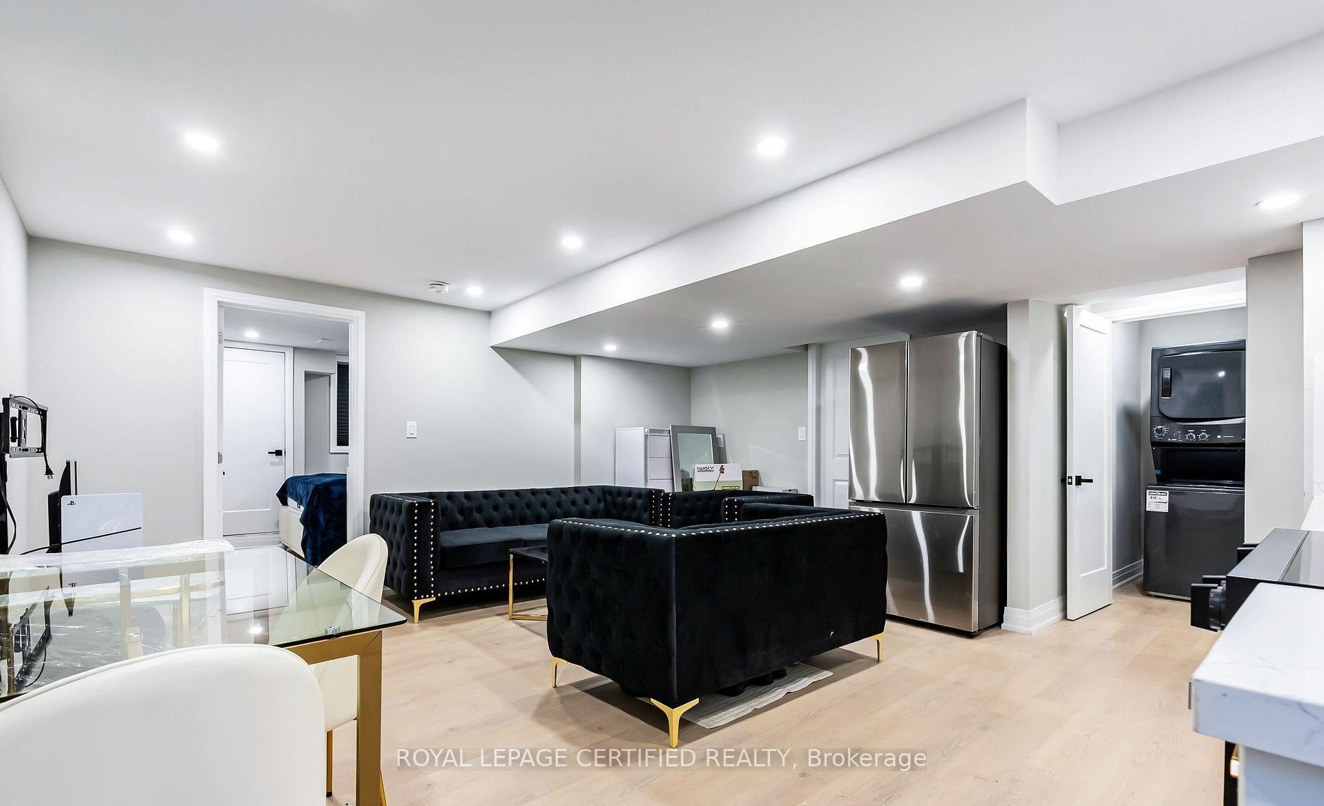 Photo 8 of Unit Basement, 1366 Lobelia Crescent, Milton, Walker — HOMEH