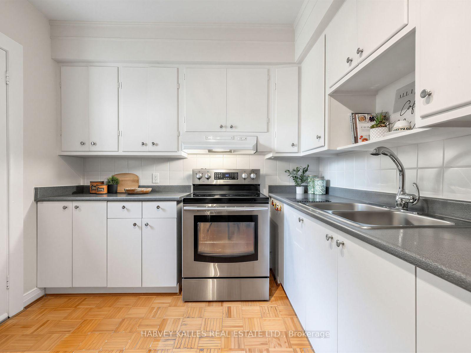 Photo 14 of 87 Castlefield Avenue, Toronto, Yonge-Eglinton — HOMEH
