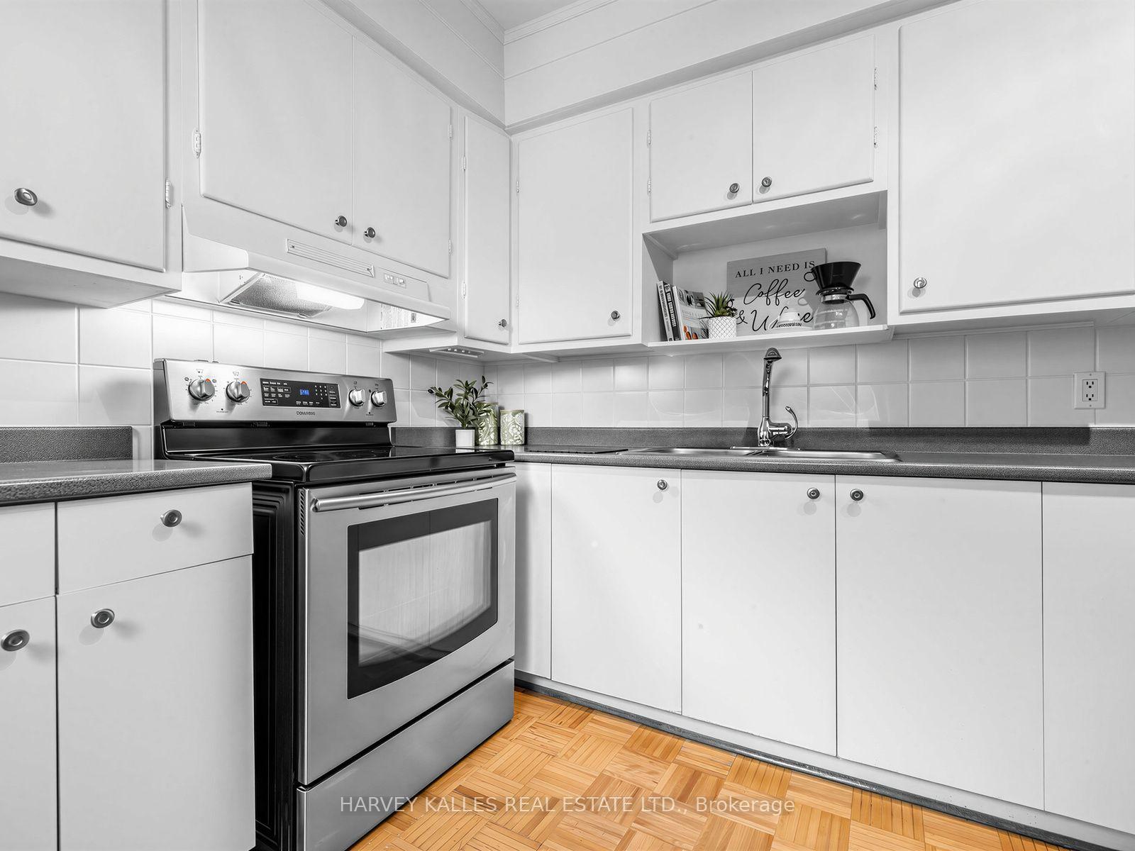 Photo 17 of 87 Castlefield Avenue, Toronto, Yonge-Eglinton — HOMEH