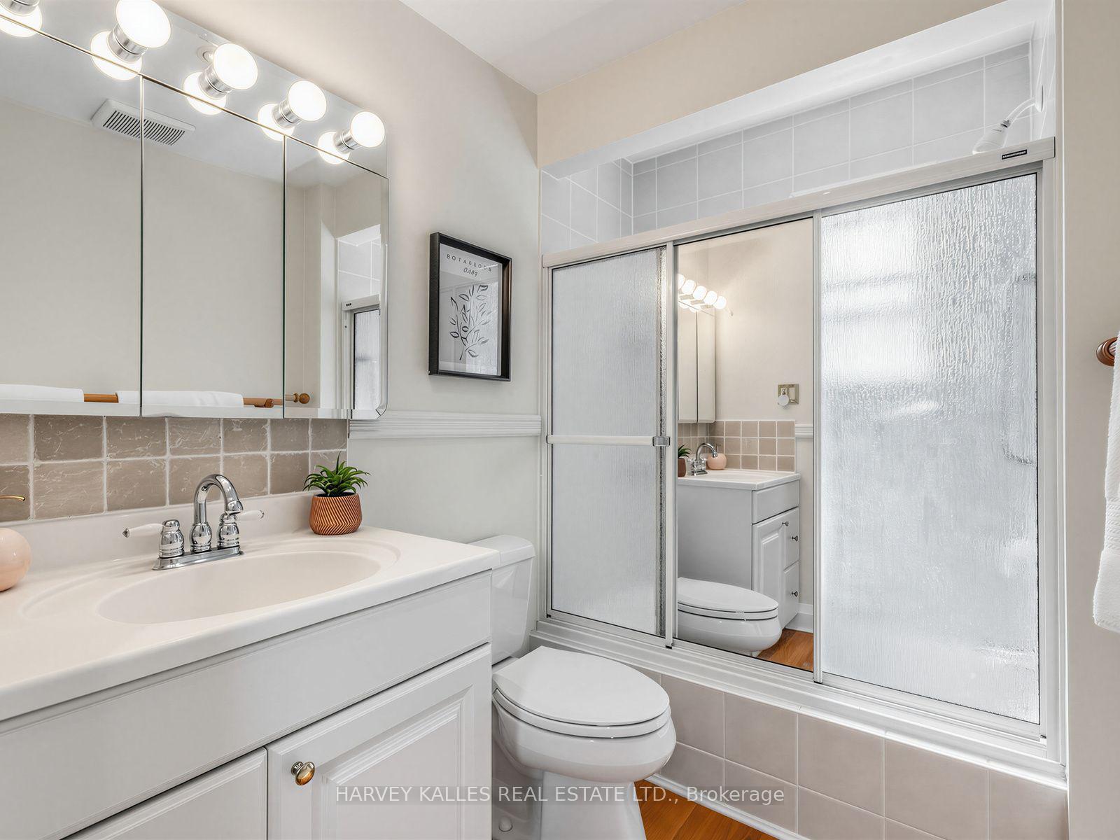 Photo 23 of 87 Castlefield Avenue, Toronto, Yonge-Eglinton — HOMEH