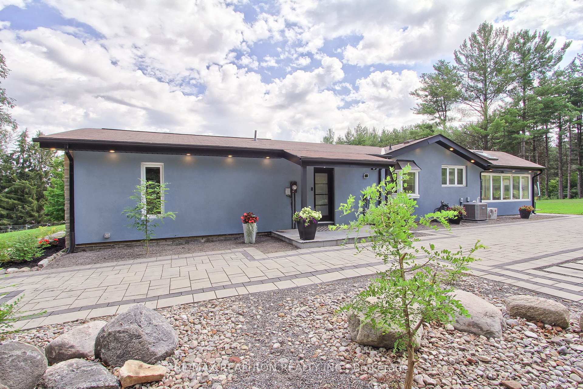Photo 7 of 3433 Mount Albert Road, East Gwillimbury, Sharon — HOMEH