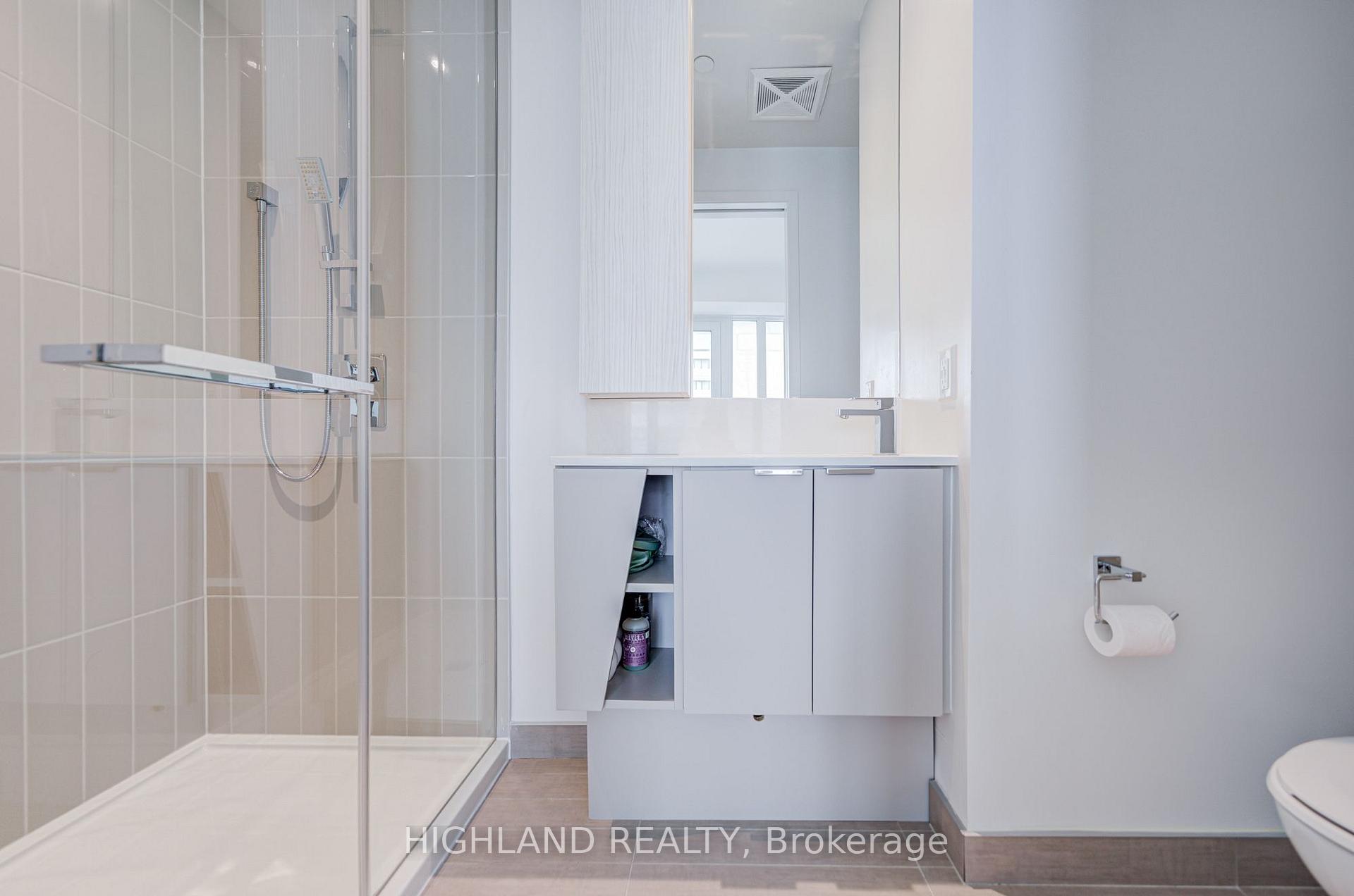 Photo 13 of Unit 2403, 3883 Quartz Road, Mississauga, City Centre — HOMEH