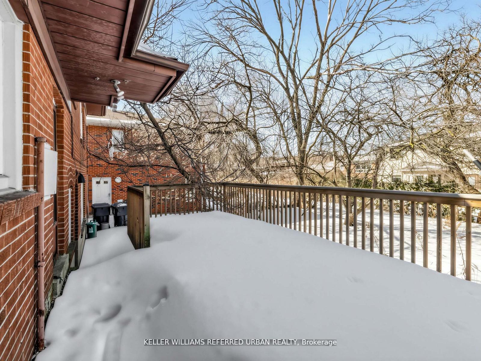 Photo 6 of 14 Frontenac Avenue, Toronto, Bedford Park-Nortown — HOMEH
