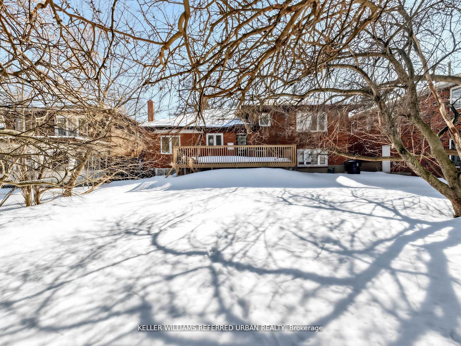 Photo 8 of 14 Frontenac Avenue, Toronto, Bedford Park-Nortown — HOMEH