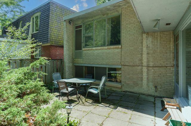 Photo 2 of 105 Park Road, Toronto, Rosedale-Moore Park — HOMEH