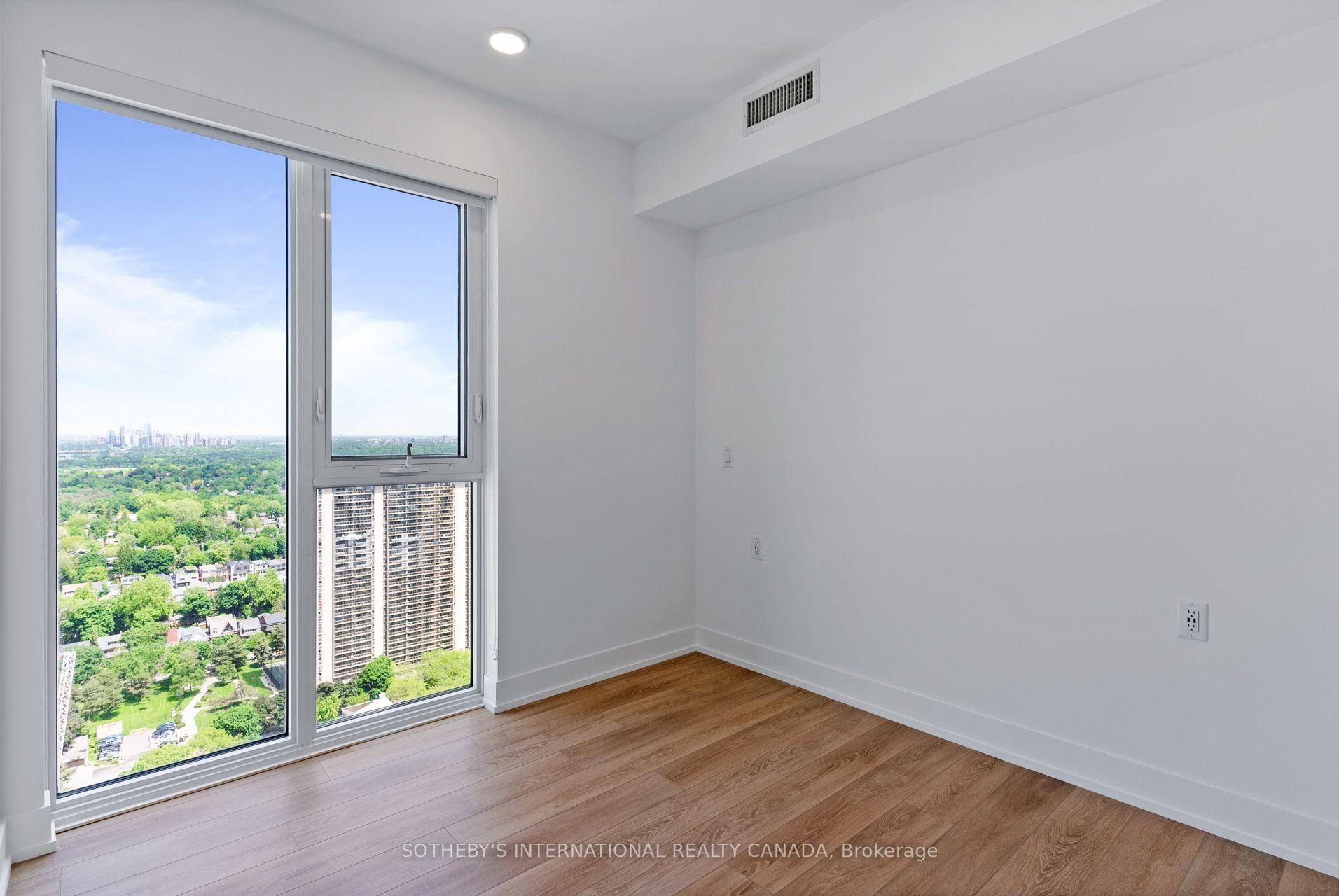Photo 10 of Unit 3410, 200 Redpath Avenue, Toronto, Mount Pleasant East — HOMEH