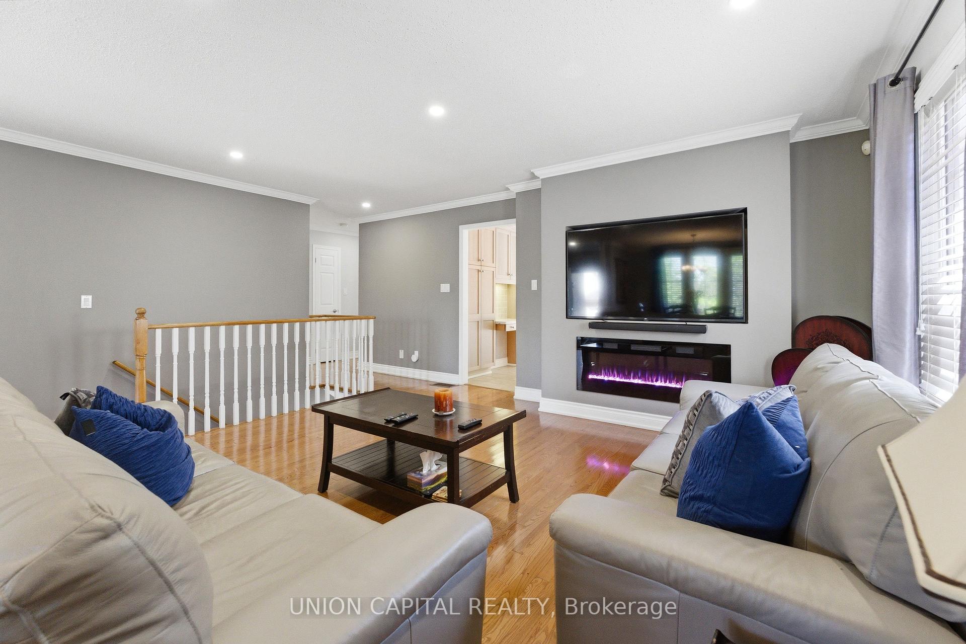 Photo 5 of 1473 Greenvalley Trail, Oshawa, Taunton — HOMEH