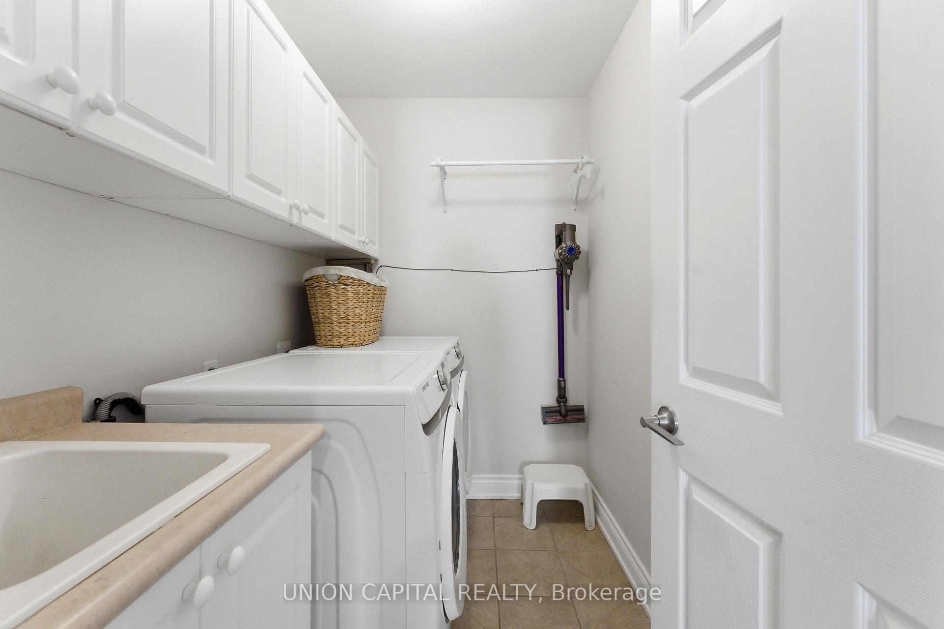 Photo 19 of 1473 Greenvalley Trail, Oshawa, Taunton — HOMEH
