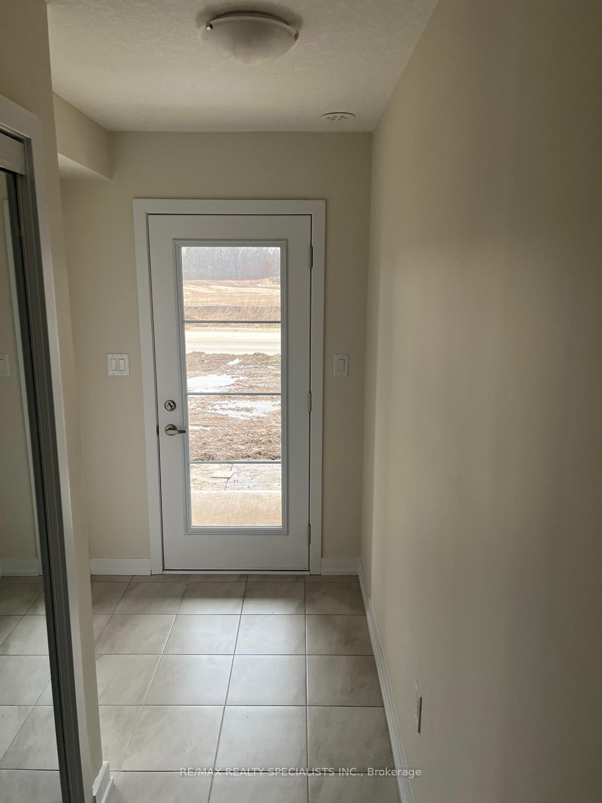 Photo 4 of 115 Melody Lane, Thorold, Hurricane/Merrittville — HOMEH