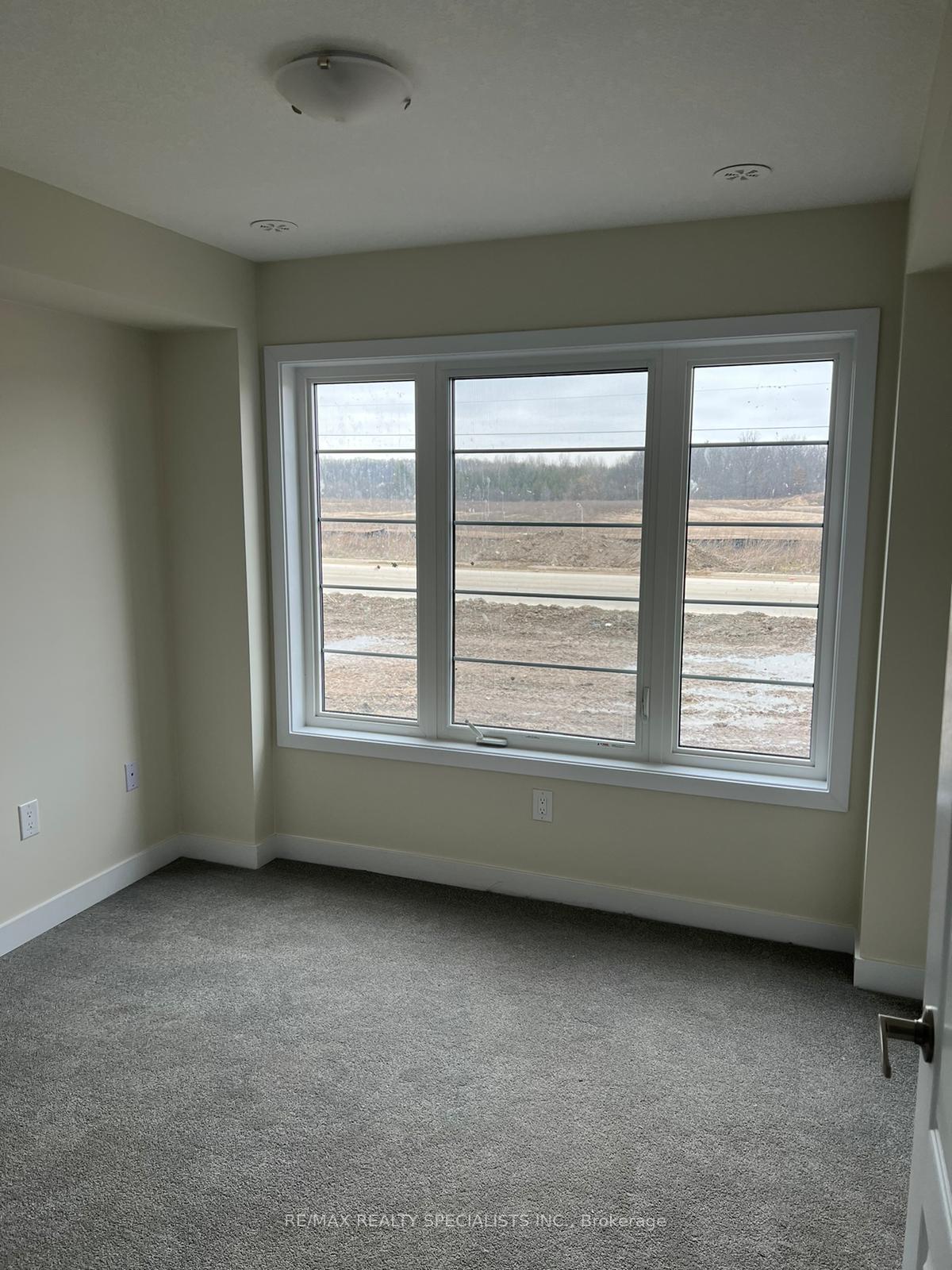 Photo 5 of 115 Melody Lane, Thorold, Hurricane/Merrittville — HOMEH