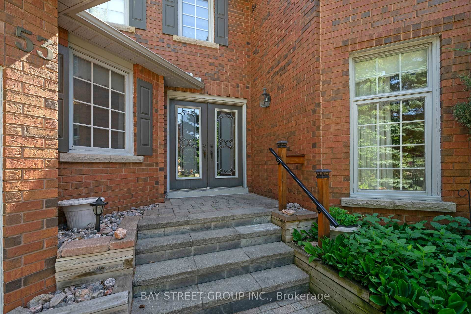 Photo 3 of 53 Strathearn Avenue, Richmond Hill, Bayview Hill — HOMEH