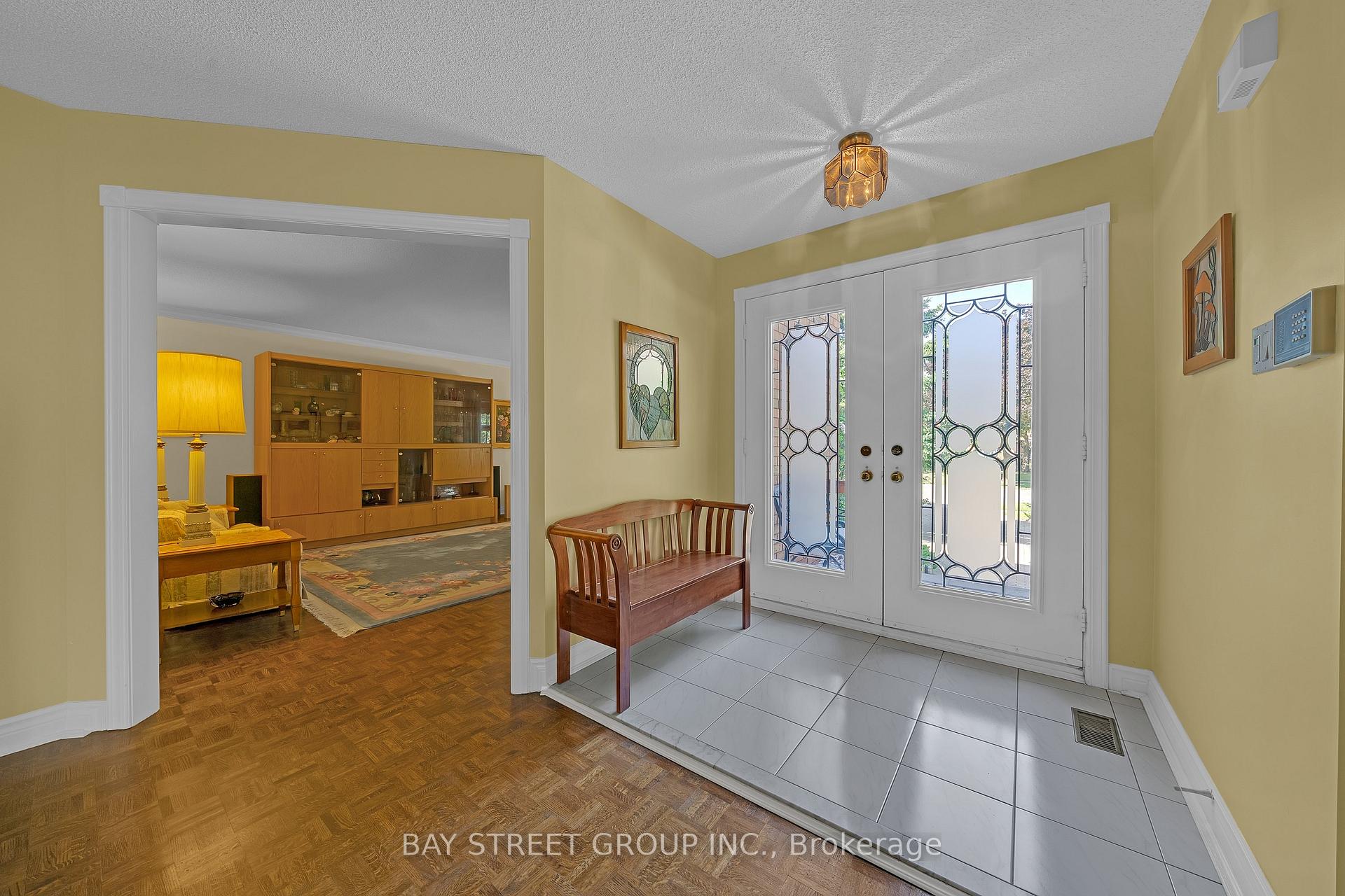 Photo 6 of 53 Strathearn Avenue, Richmond Hill, Bayview Hill — HOMEH