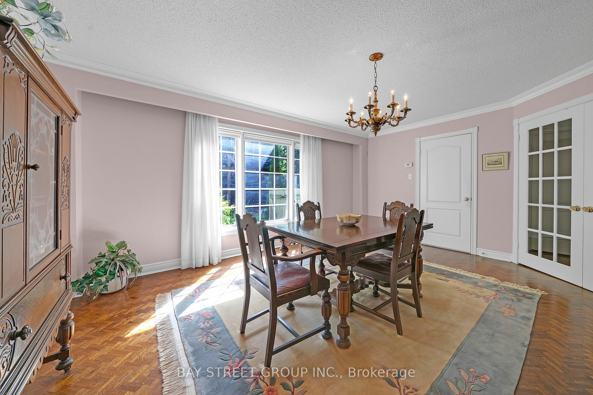 Photo 13 of 53 Strathearn Avenue, Richmond Hill, Bayview Hill — HOMEH