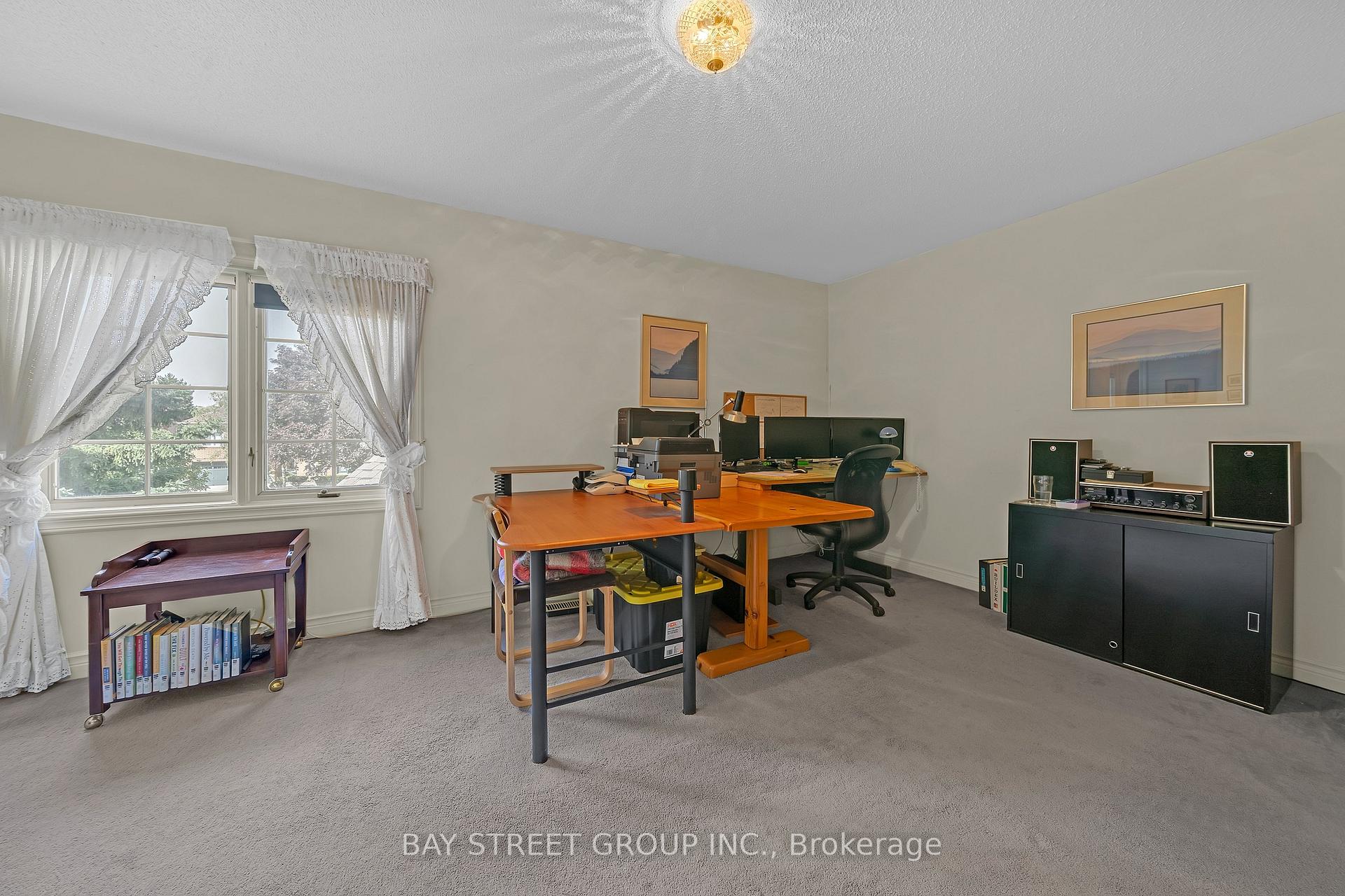 Photo 36 of 53 Strathearn Avenue, Richmond Hill, Bayview Hill — HOMEH
