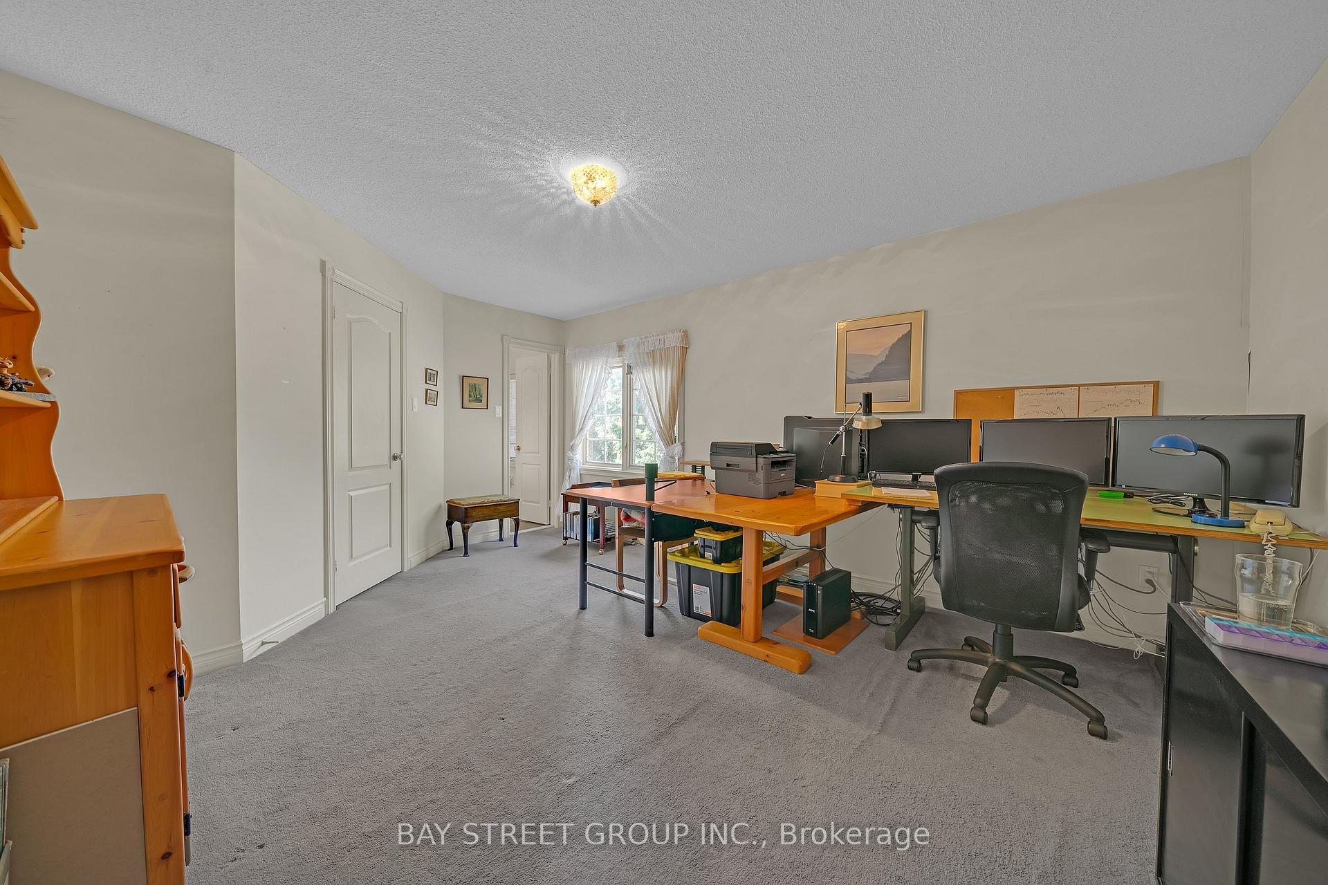 Photo 37 of 53 Strathearn Avenue, Richmond Hill, Bayview Hill — HOMEH