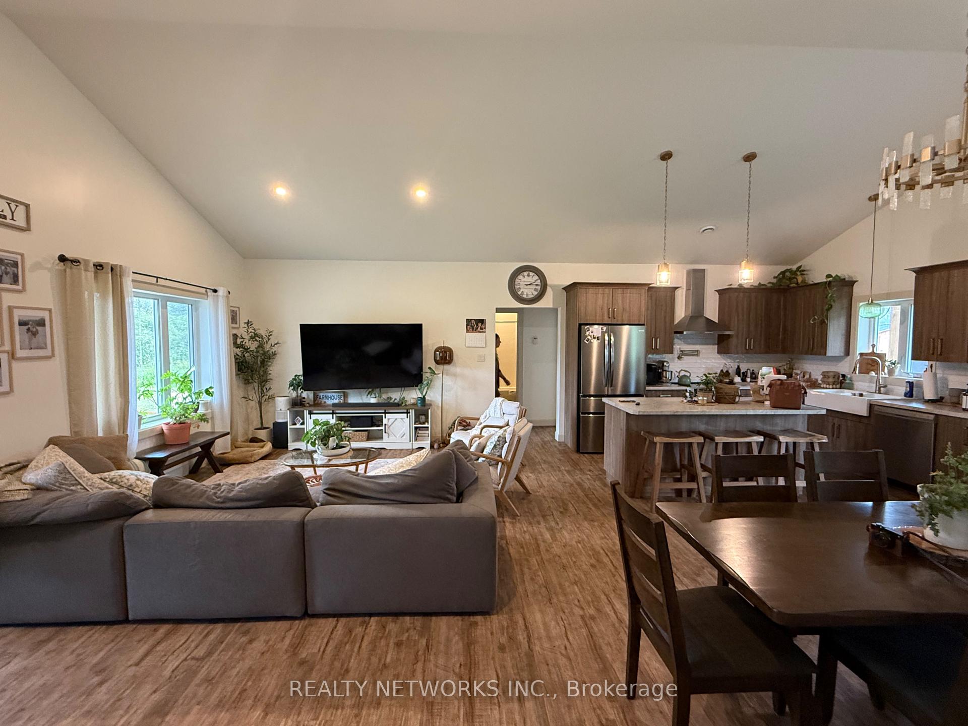 Photo 5 of 923 Jaguar Drive, Timmins, MTJ - Mountjoy Rural — HOMEH