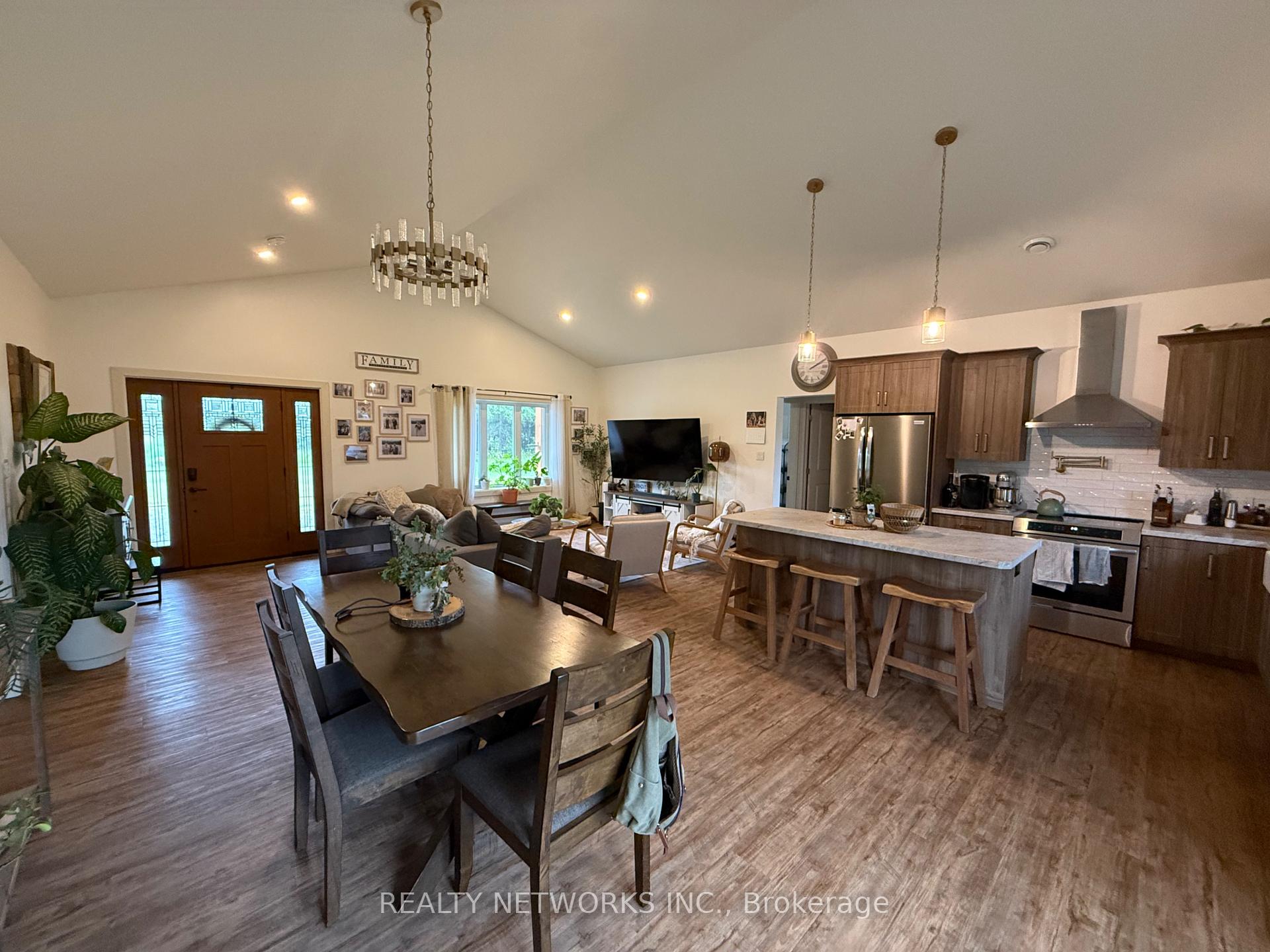 Photo 10 of 923 Jaguar Drive, Timmins, MTJ - Mountjoy Rural — HOMEH