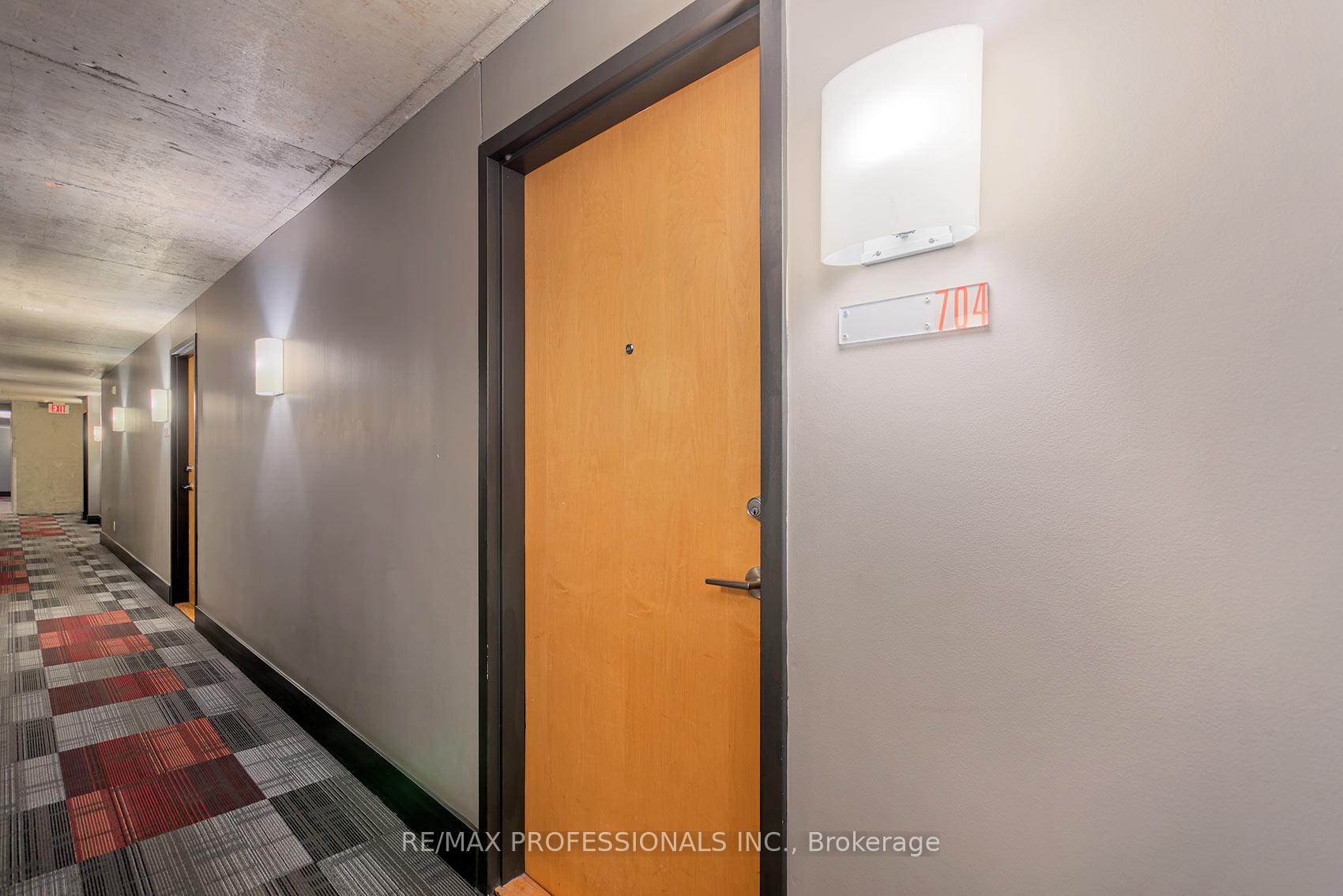 Photo 10 of Unit 704, 1040 The Queensway, Etobicoke, Islington-City Centre West — HOMEH