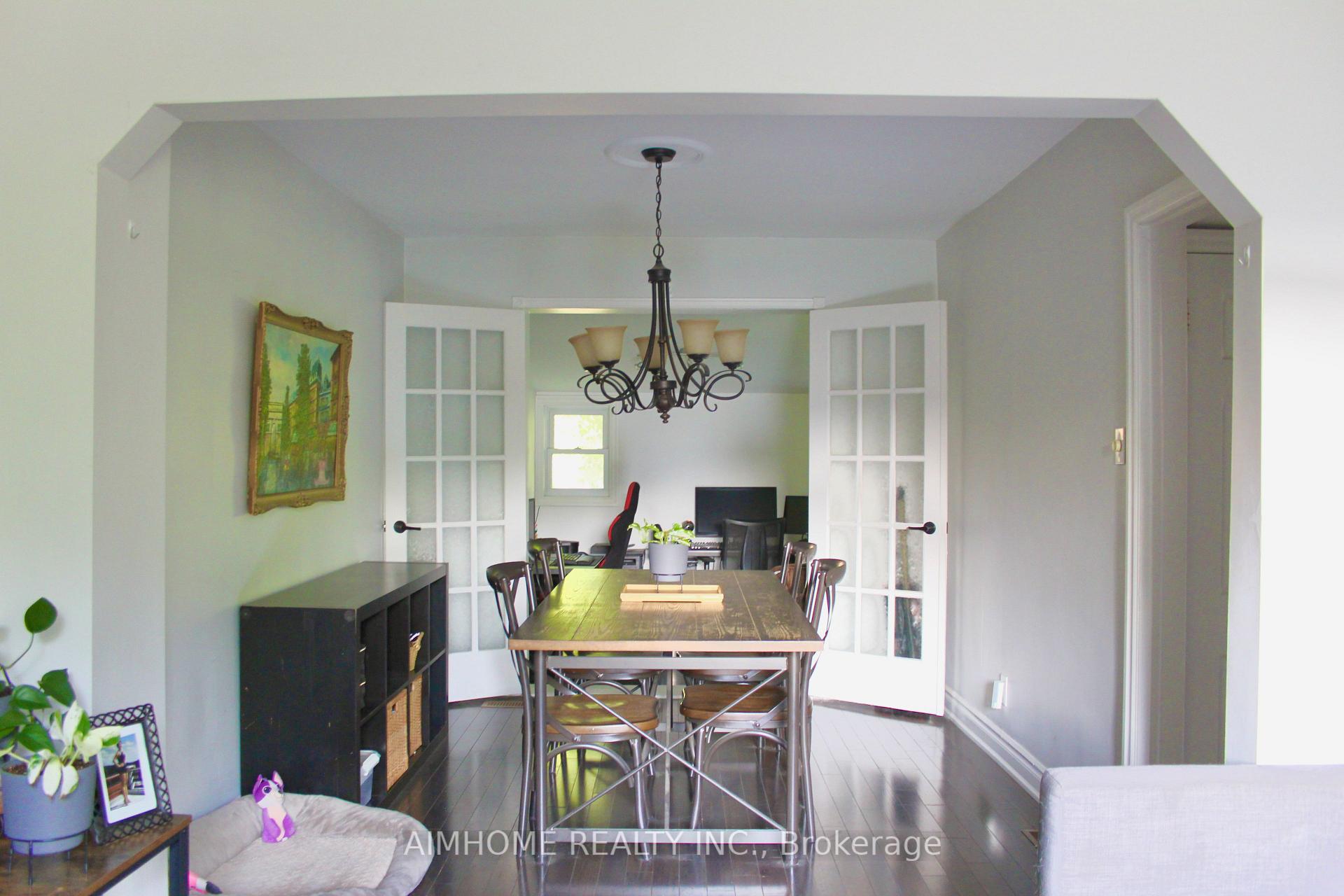 Photo 6 of 31 Camilla Crescent, Scarborough, Clairlea-Birchmount — HOMEH