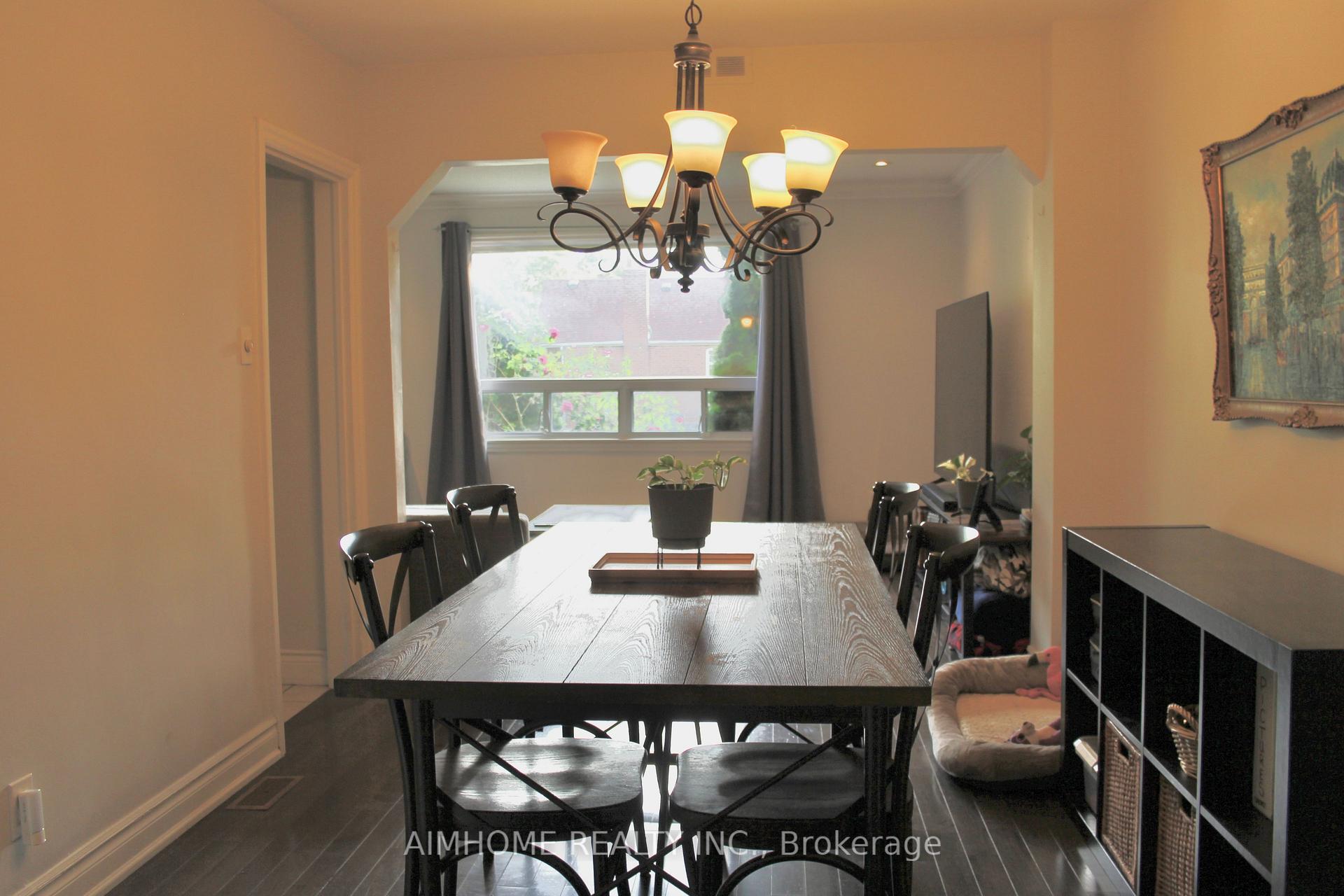 Photo 7 of 31 Camilla Crescent, Scarborough, Clairlea-Birchmount — HOMEH