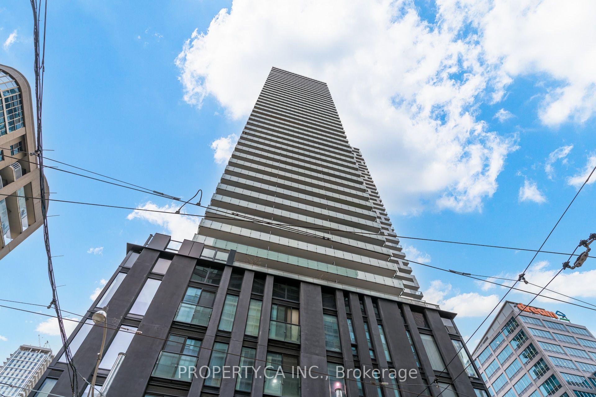 Photo 2 of Unit 1513, 25 Richmond Street E, Toronto, Church-Yonge Corridor — HOMEH