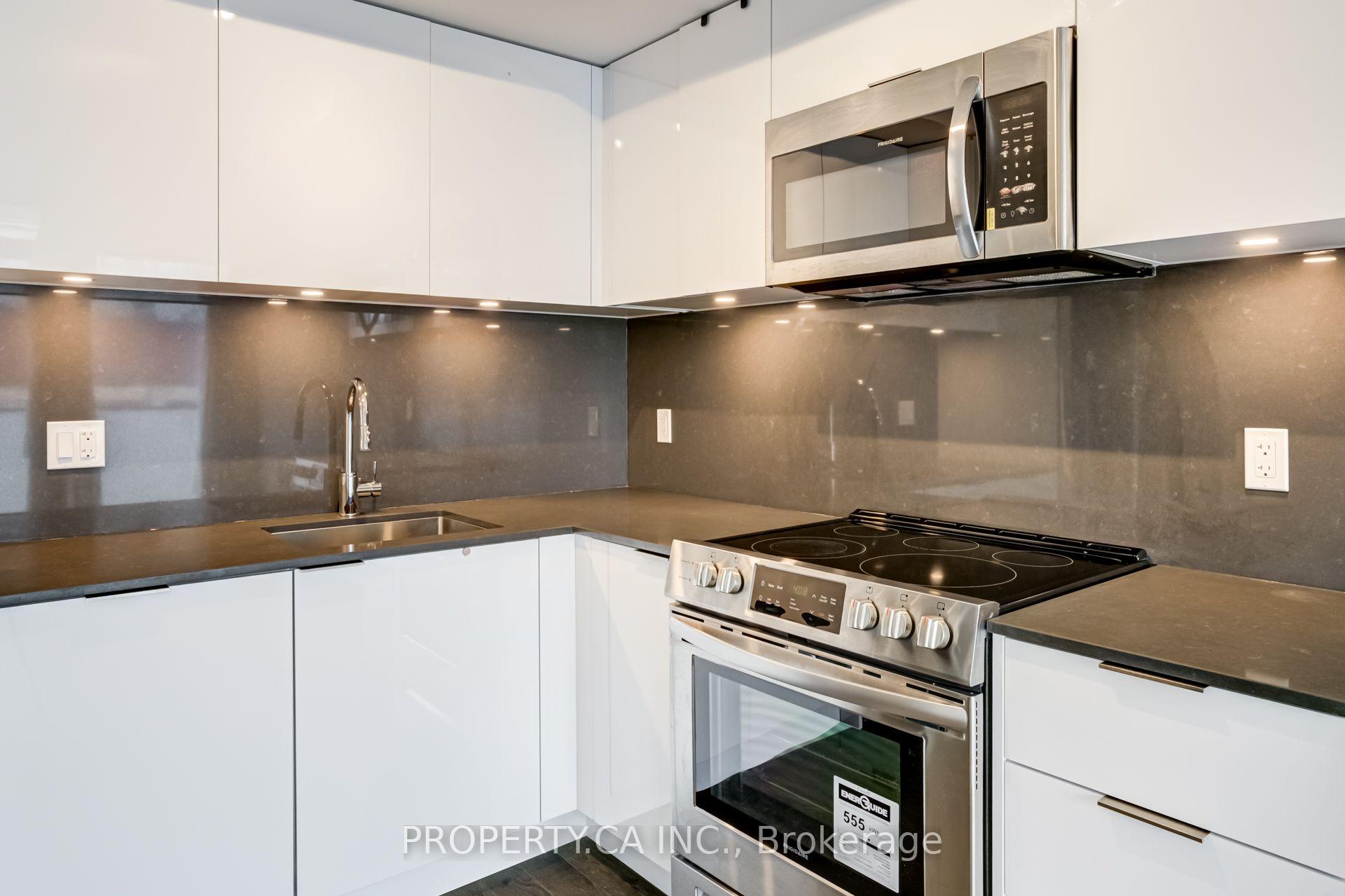Photo 12 of Unit 1513, 25 Richmond Street E, Toronto, Church-Yonge Corridor — HOMEH