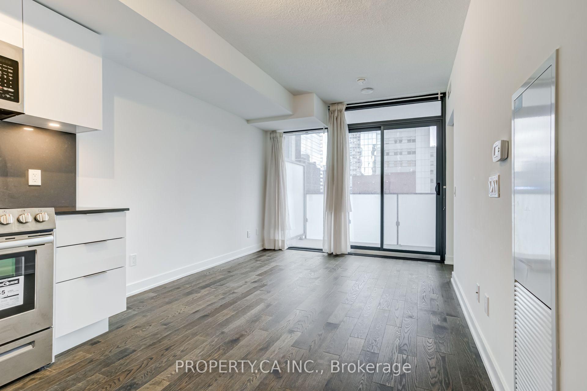 Photo 18 of Unit 1513, 25 Richmond Street E, Toronto, Church-Yonge Corridor — HOMEH