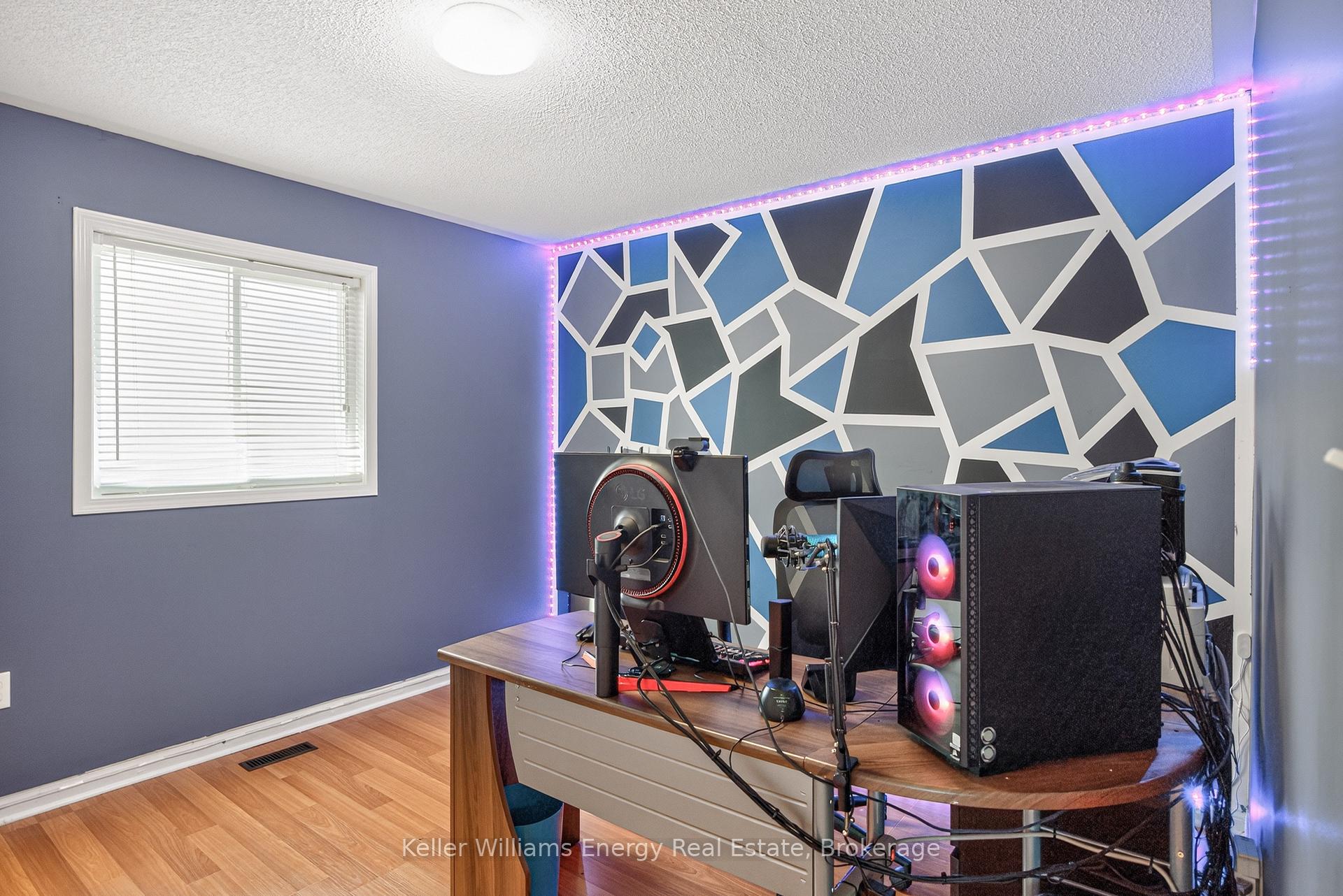 Photo 19 of 4 Holman Court, Whitby, Williamsburg — HOMEH