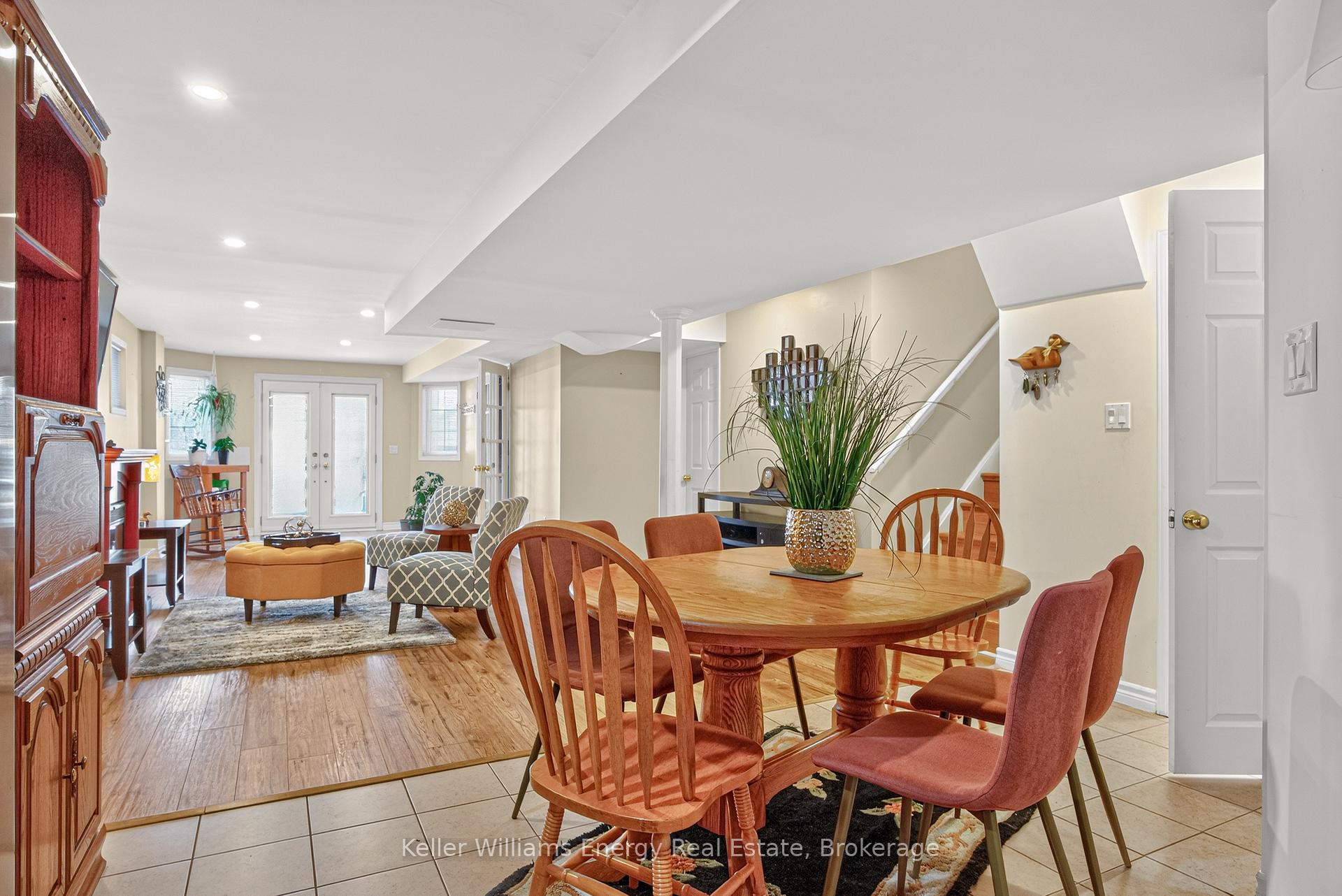 Photo 26 of 4 Holman Court, Whitby, Williamsburg — HOMEH