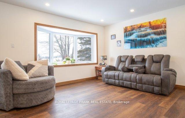 Photo 15 of 614 Kenstone Beach Road, Kawartha Lakes, Verulam — HOMEH