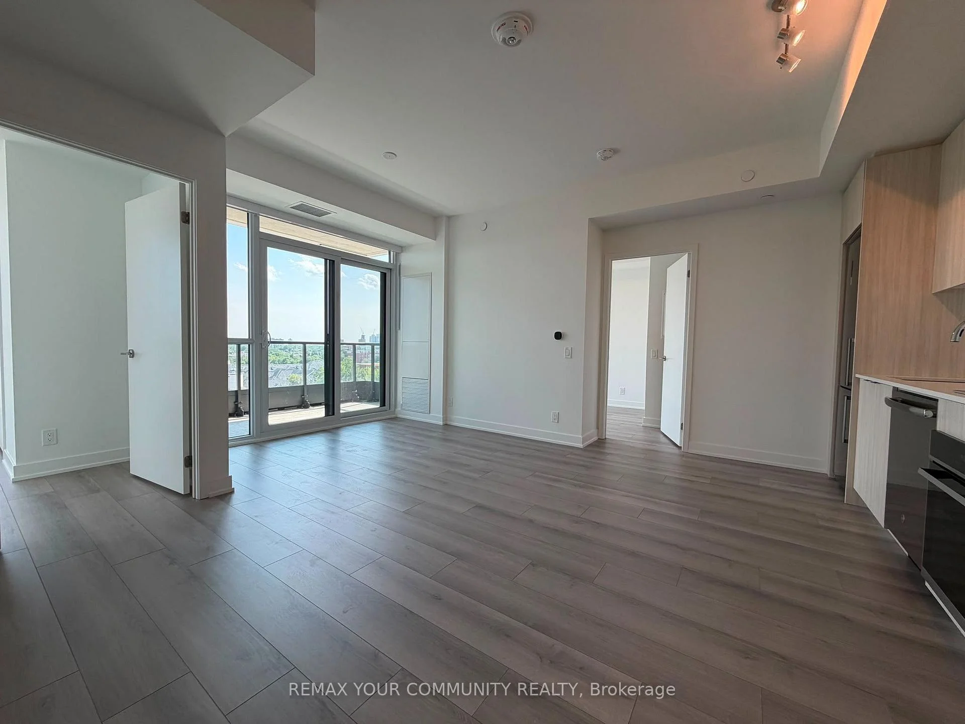 Photo 2 of Unit 707, 20 Deans Drive, Scarborough, Clairlea-Birchmount — HOMEH