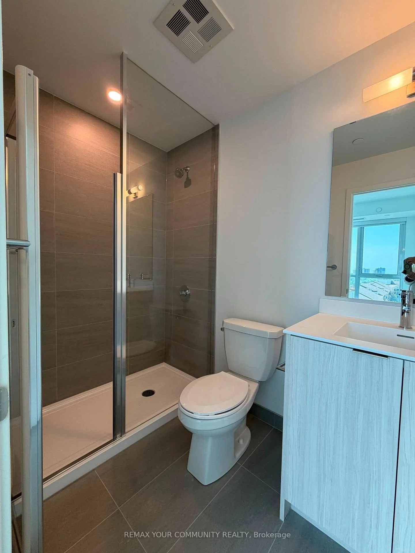 Photo 5 of Unit 707, 20 Deans Drive, Scarborough, Clairlea-Birchmount — HOMEH