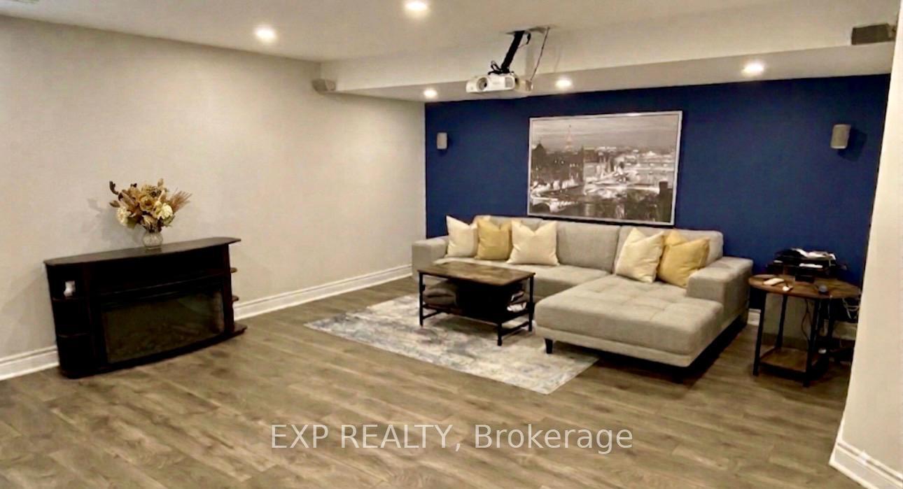 Photo 2 of 237 Brambling Way, Ottawa, Barrhaven - Half Moon Bay — HOMEH