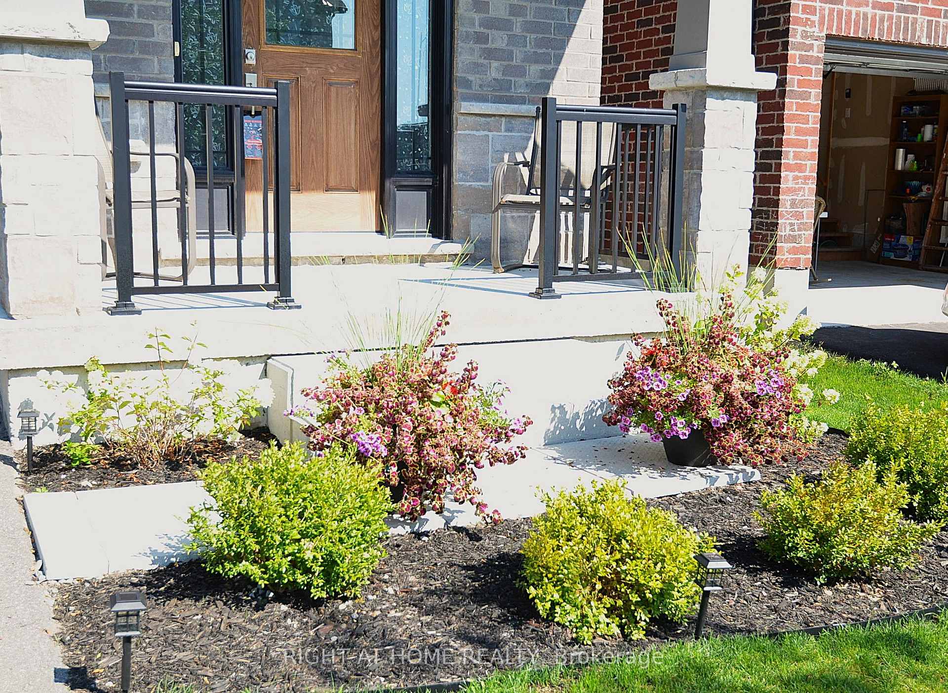 Photo 4 of 1120 Rippingale Trail, Peterborough, Northcrest Ward 5 — HOMEH